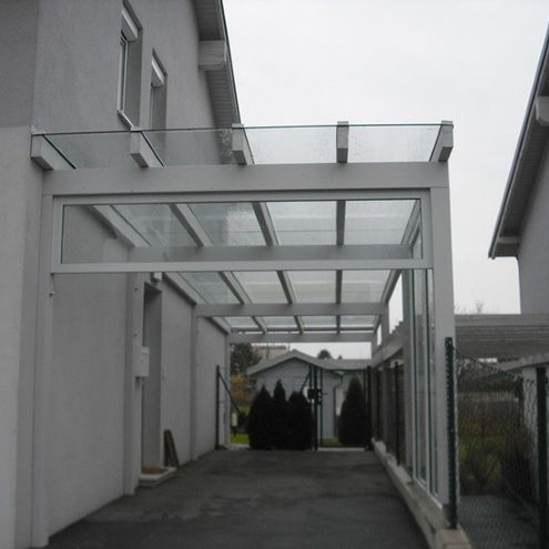 Glasdach mit auto